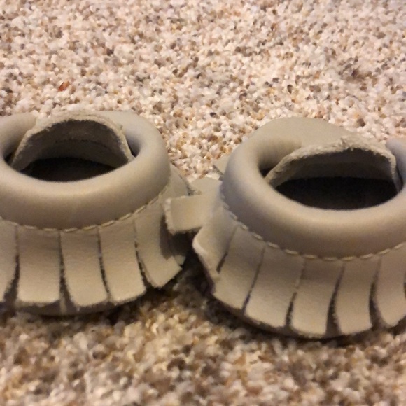 Freshly Picked Newborn moccasins - Picture 3 of 5